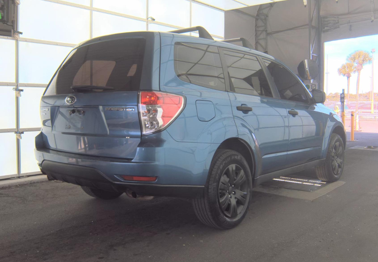 Subaru Forester  2010