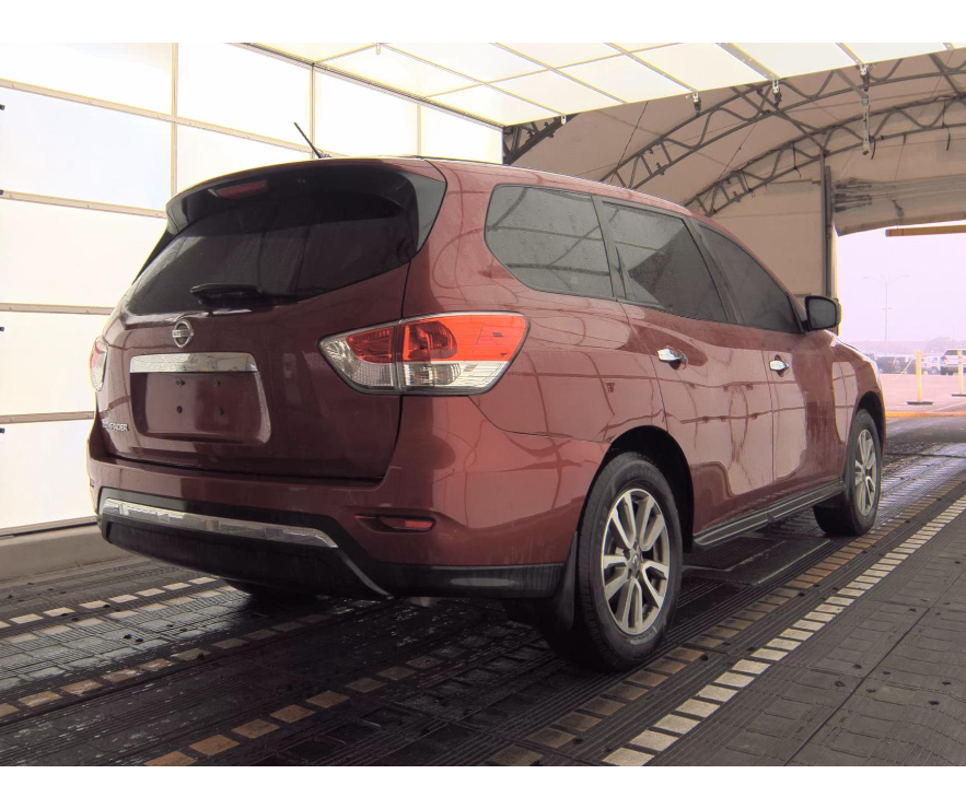 Nissan Pathfinder S 2014