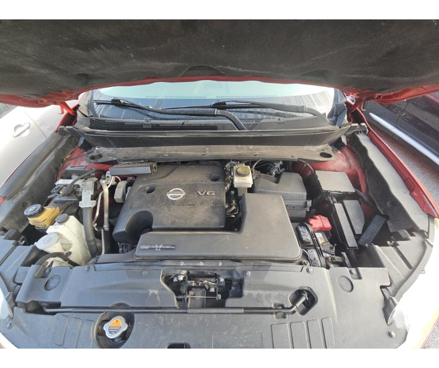 Nissan Pathfinder S 2014