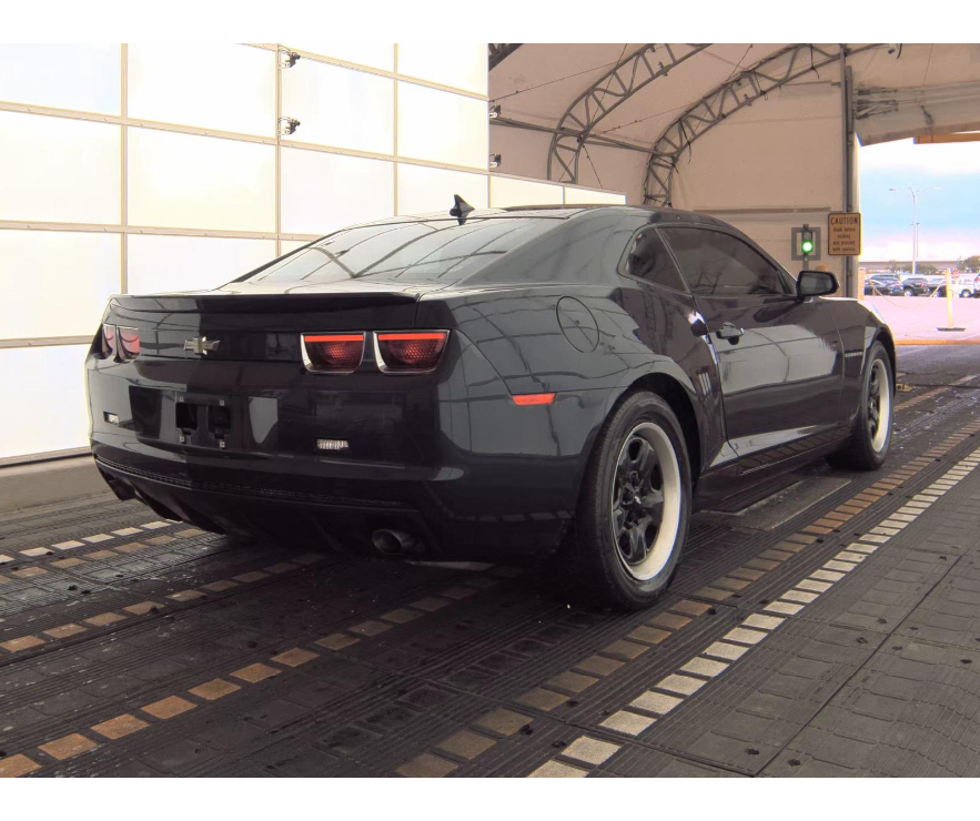 Chevrolet Camaro LS 2013