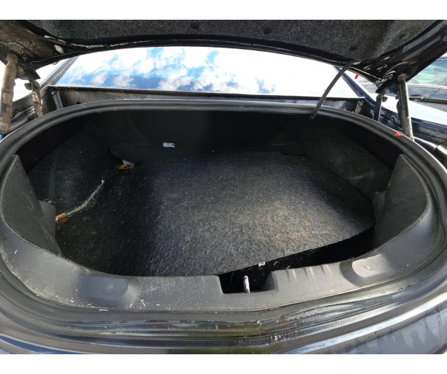 Chevrolet Camaro LS 2013