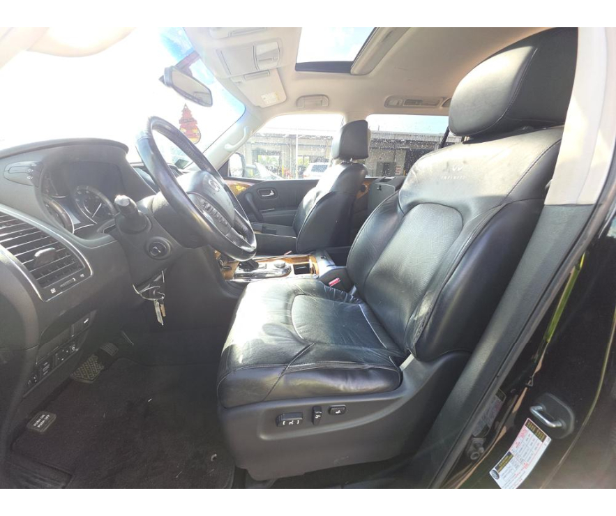Infiniti QX56  2012