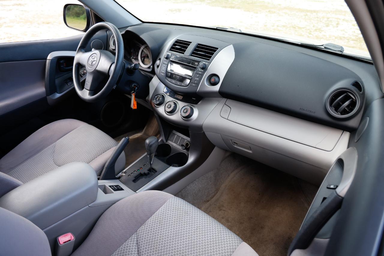 Toyota RAV4  2007