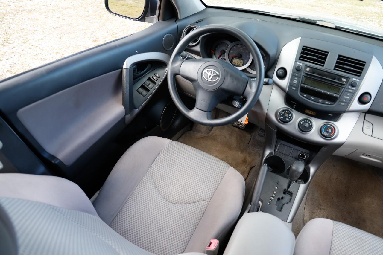 Toyota RAV4  2007