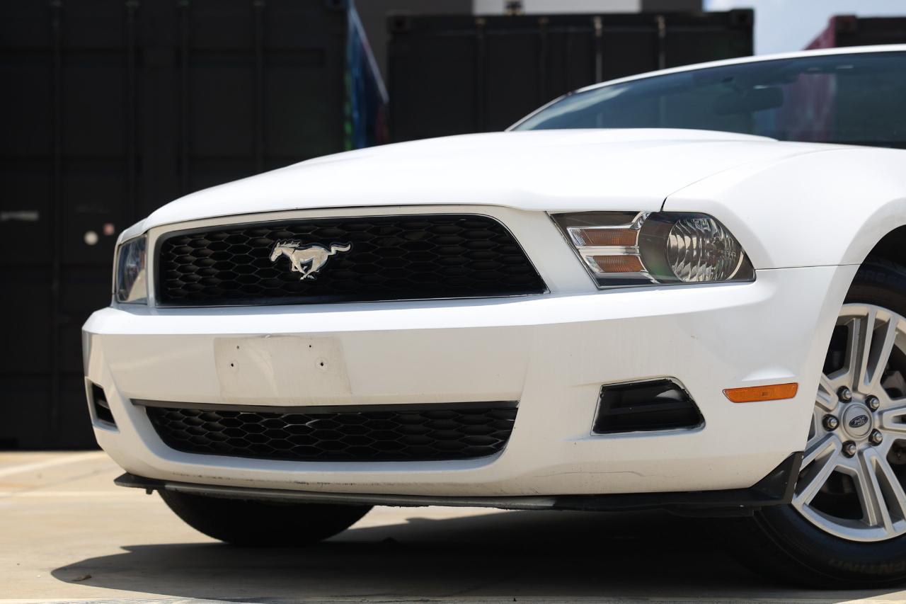 Ford Mustang  2010