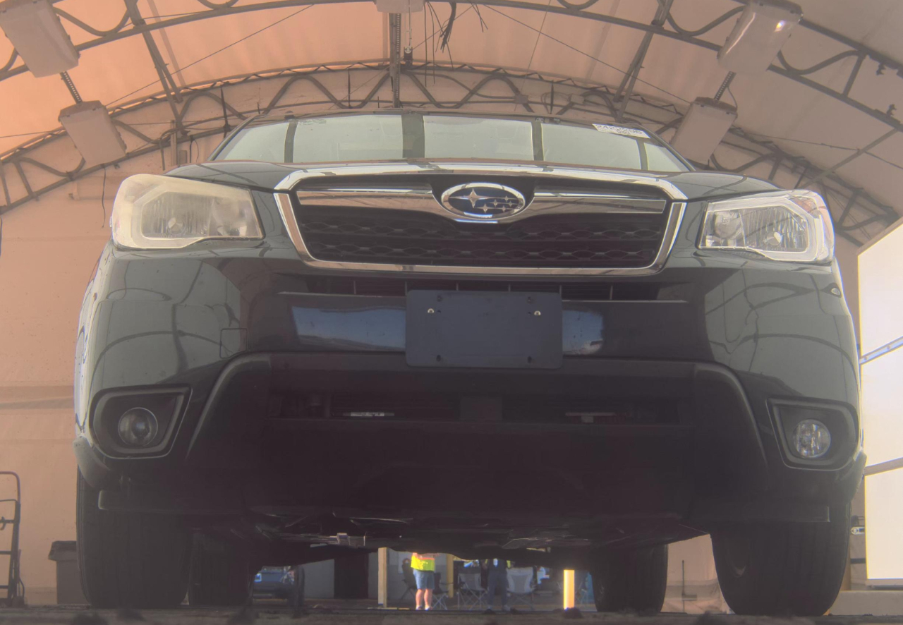 Subaru Forester 2.5i Touring 2014