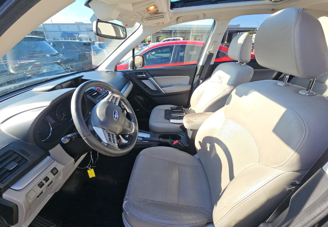 Subaru Forester 2.5i Touring 2014