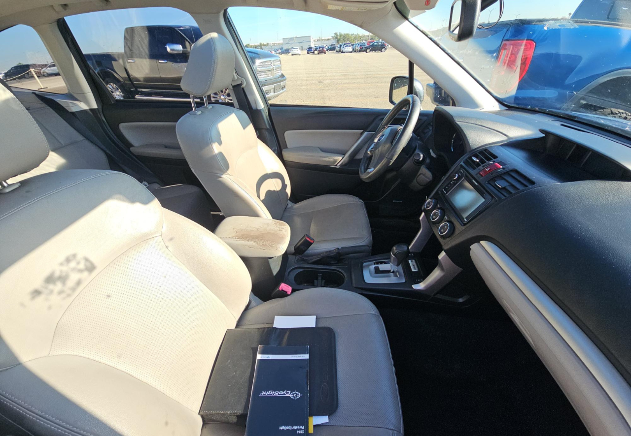 Subaru Forester 2.5i Touring 2014