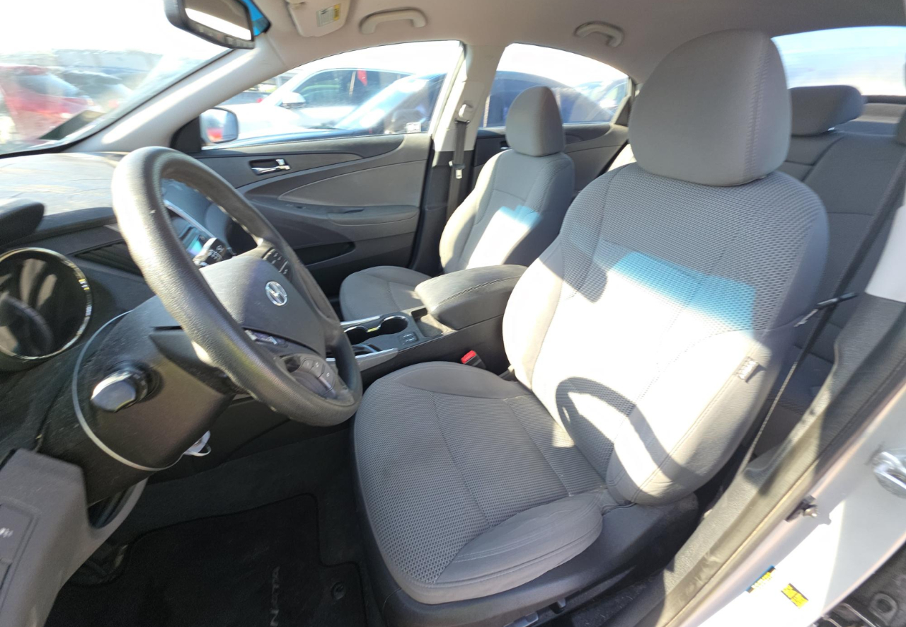 Hyundai Sonata GLS 2013