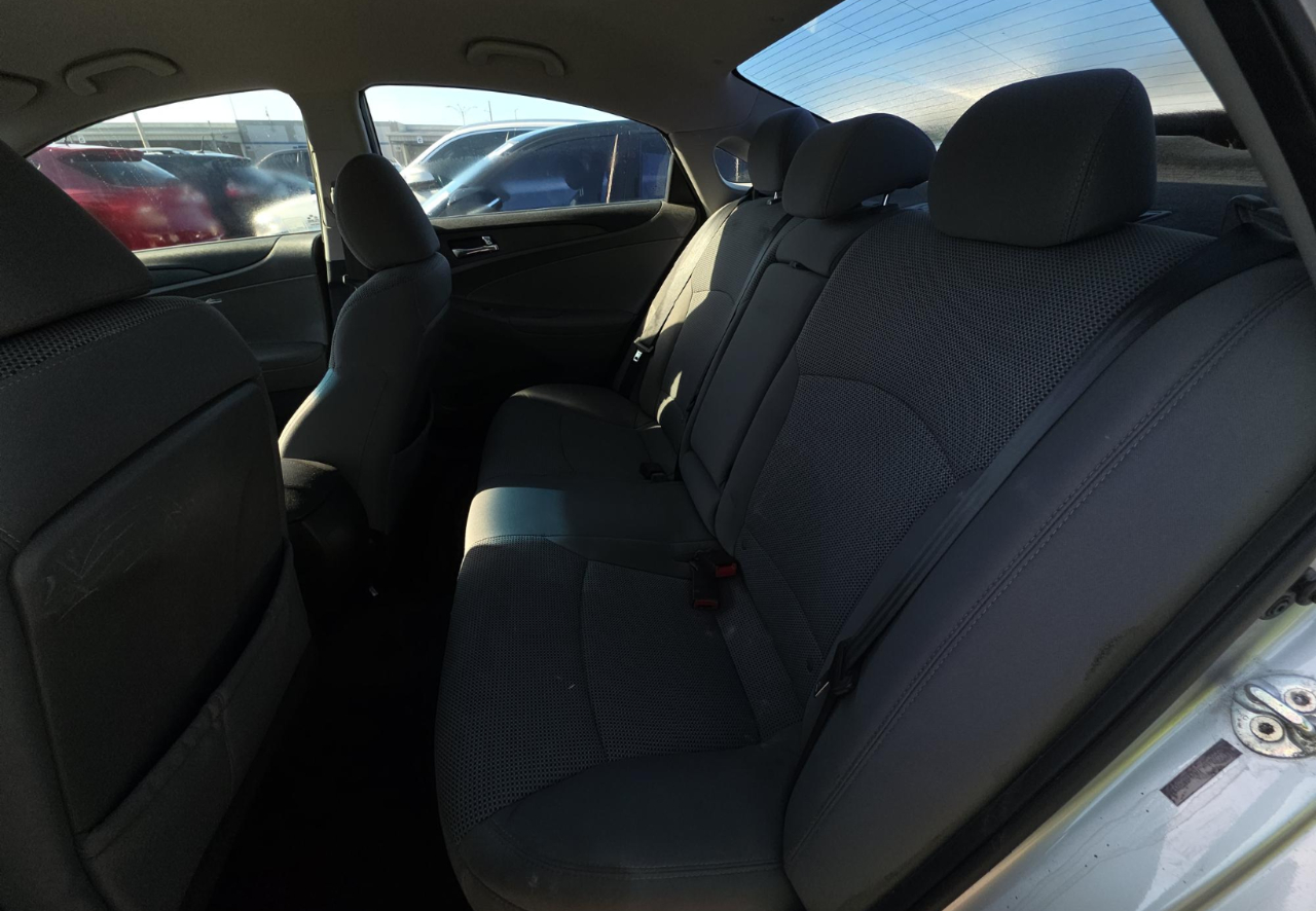 Hyundai Sonata GLS 2013