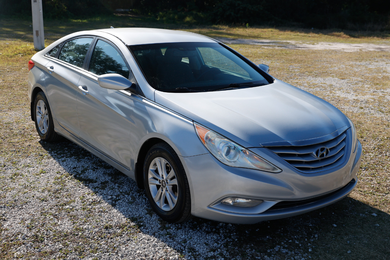 Hyundai Sonata  2013