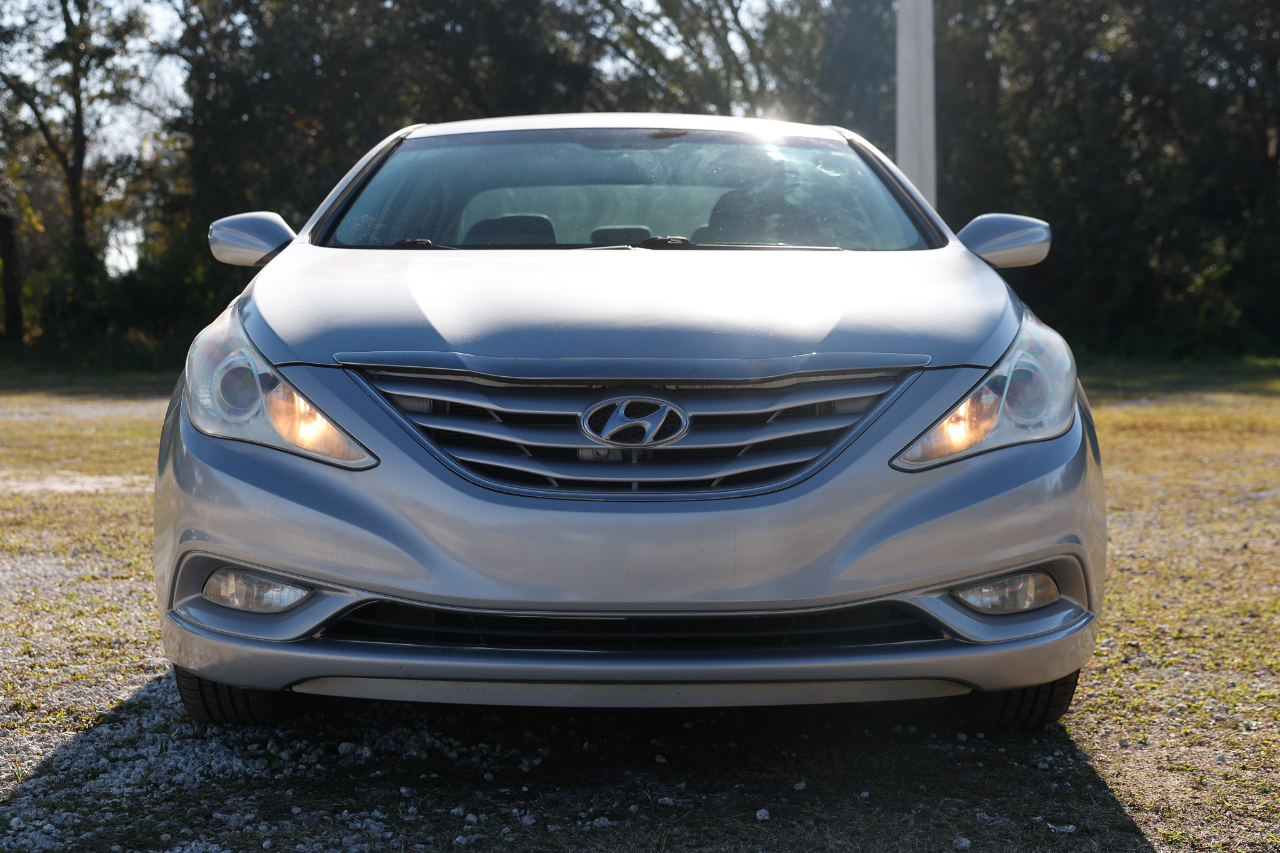 Hyundai Sonata  2013
