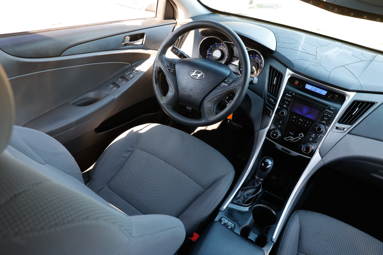 Hyundai Sonata  2013