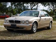 2004 Jaguar XJ8 