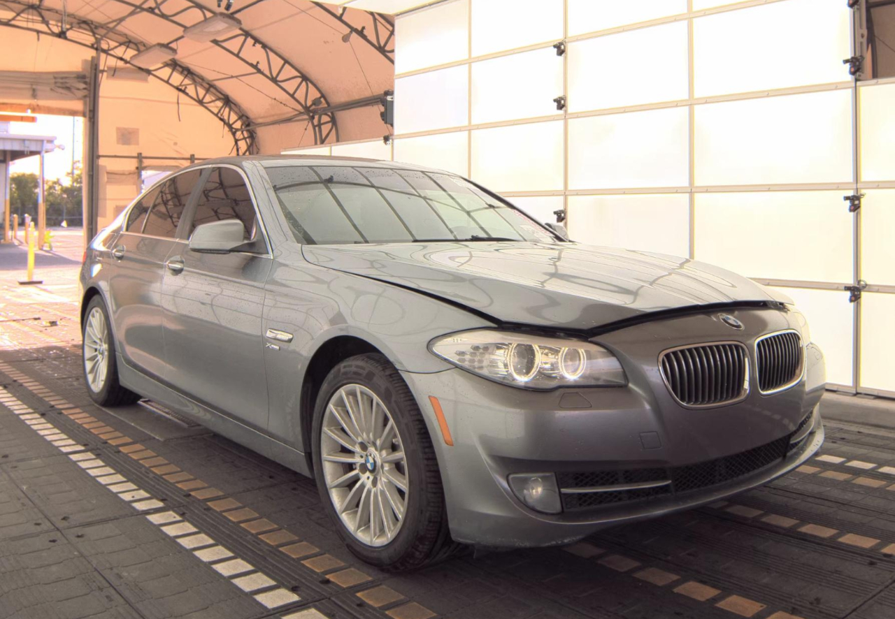 BMW 535i xDrive  2011