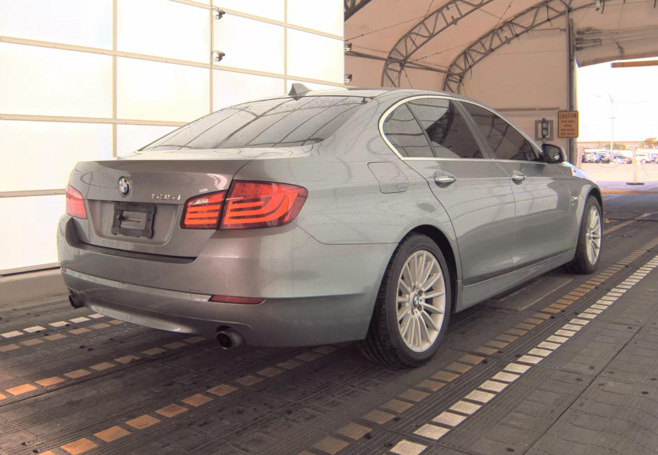 BMW 535i xDrive  2011