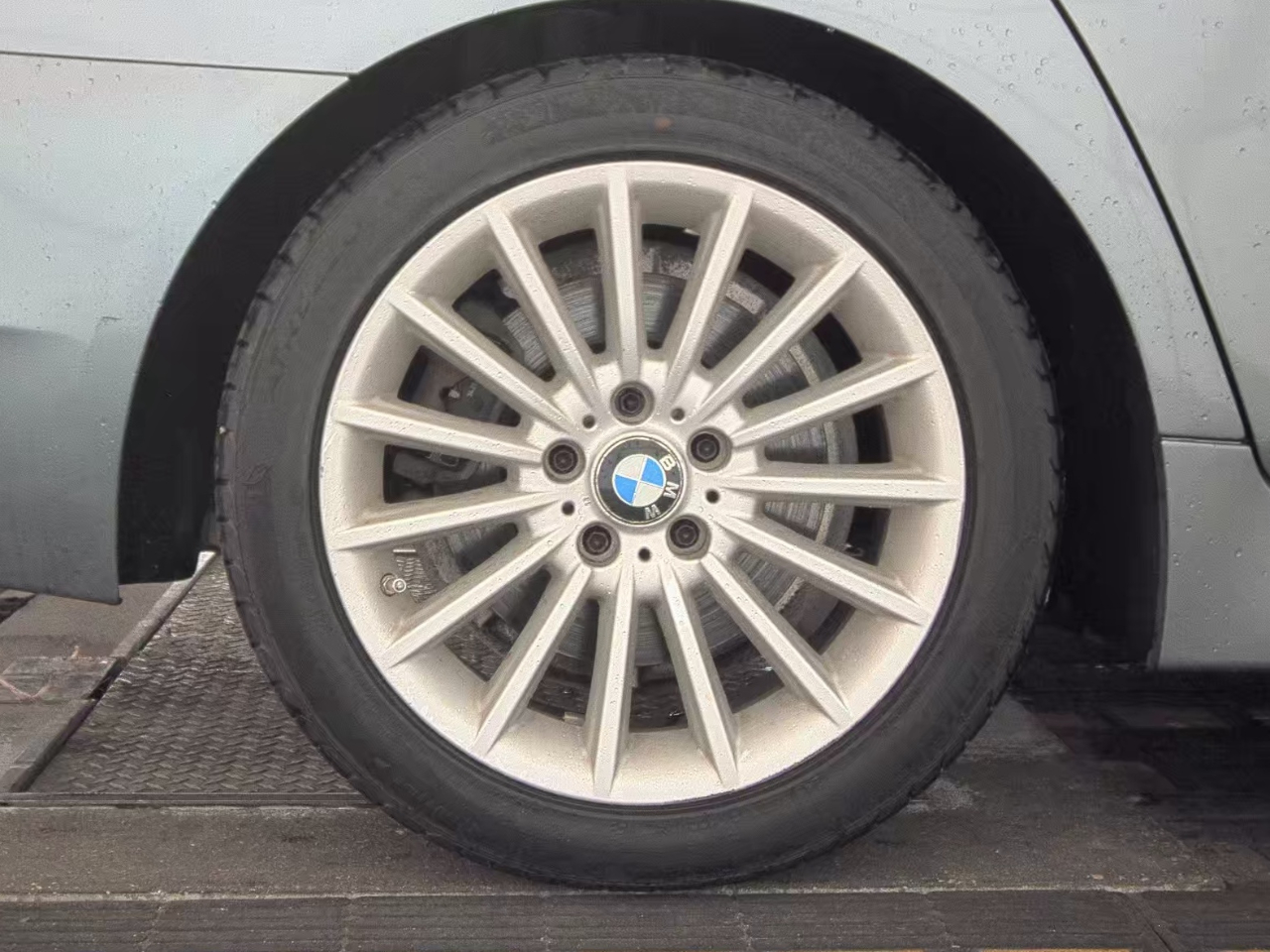 BMW 535i xDrive  2011