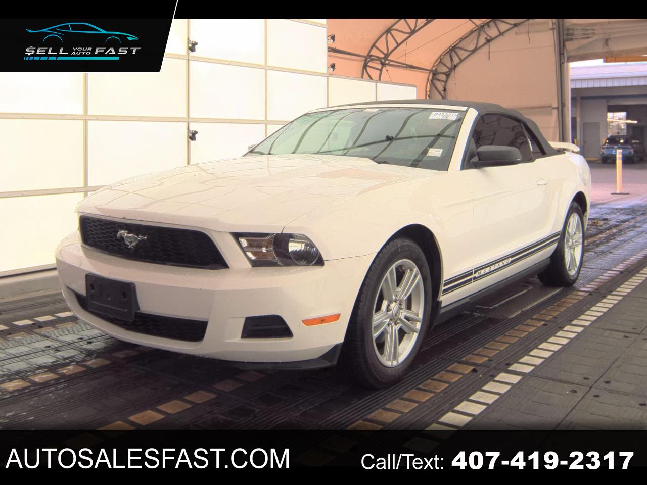 Ford Mustang V6 Convertible 2010