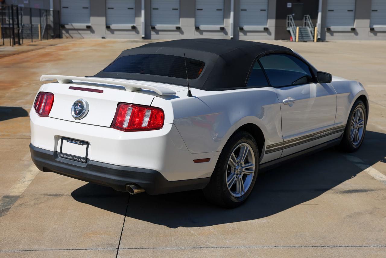 Ford Mustang  2010