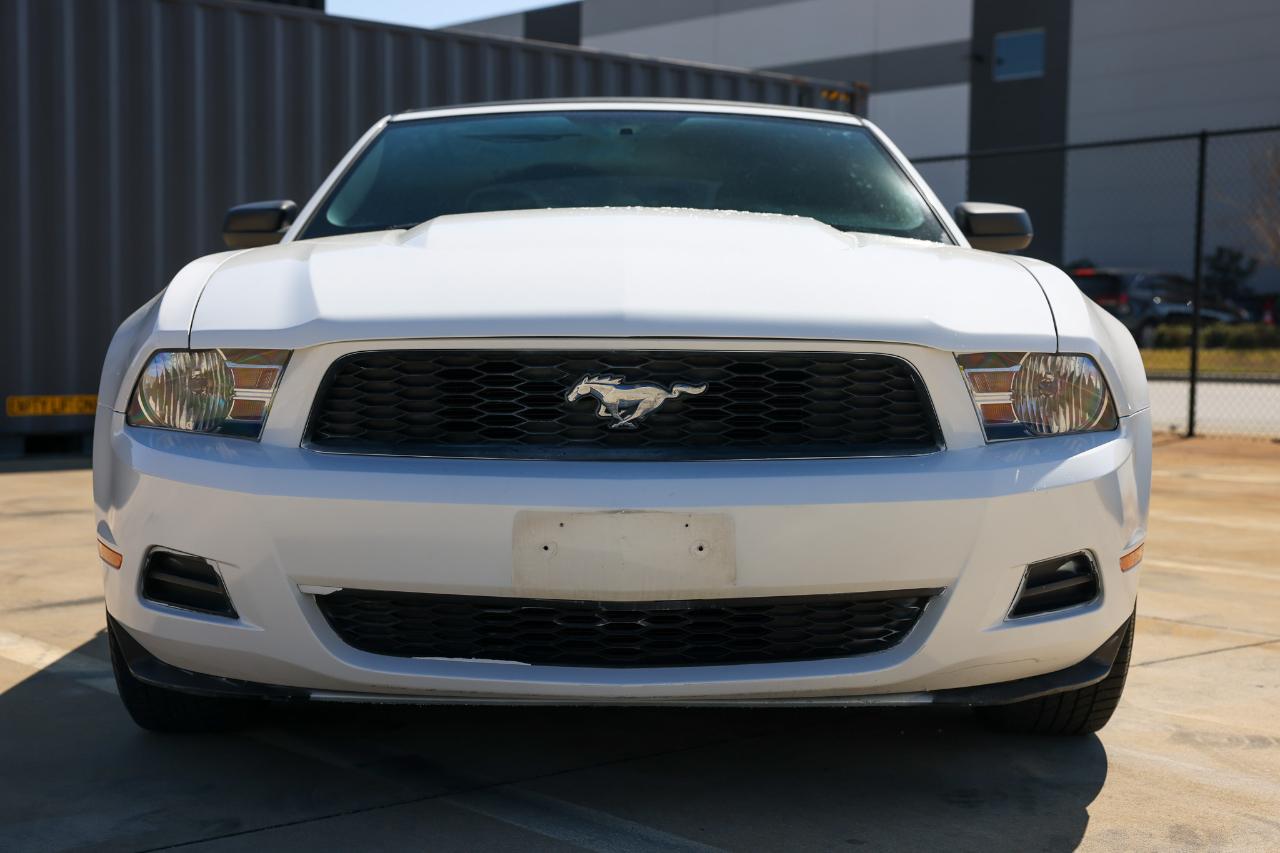 Ford Mustang  2010