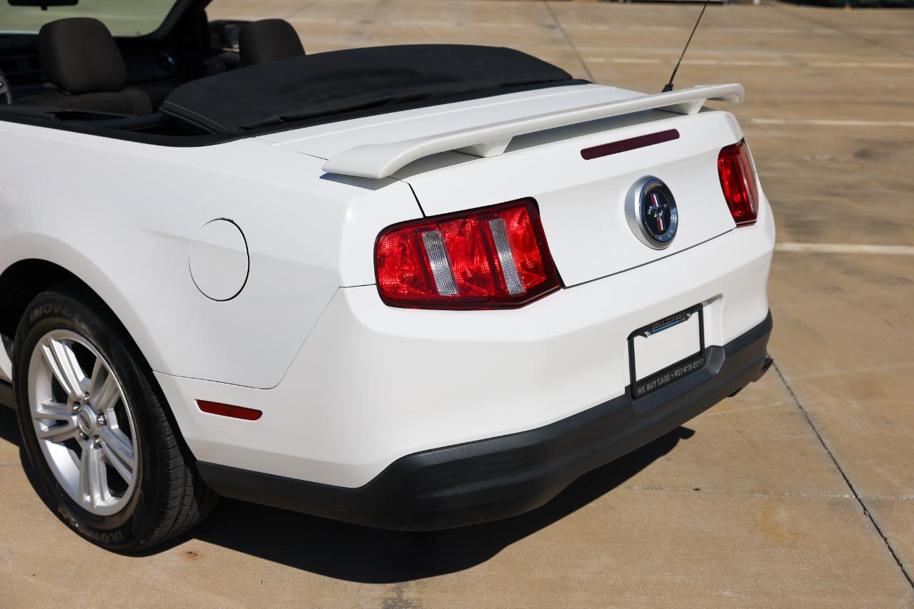 Ford Mustang  2010