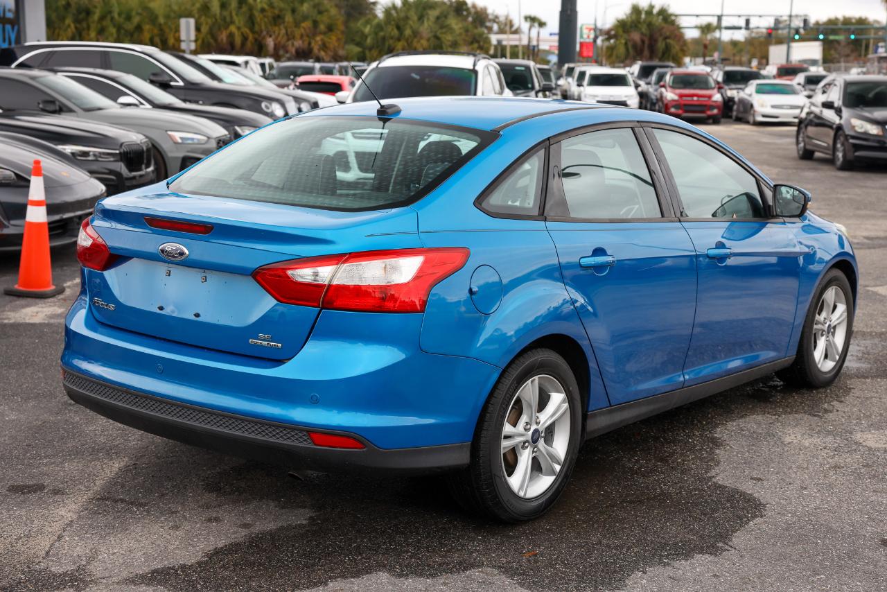 Ford Focus  2014