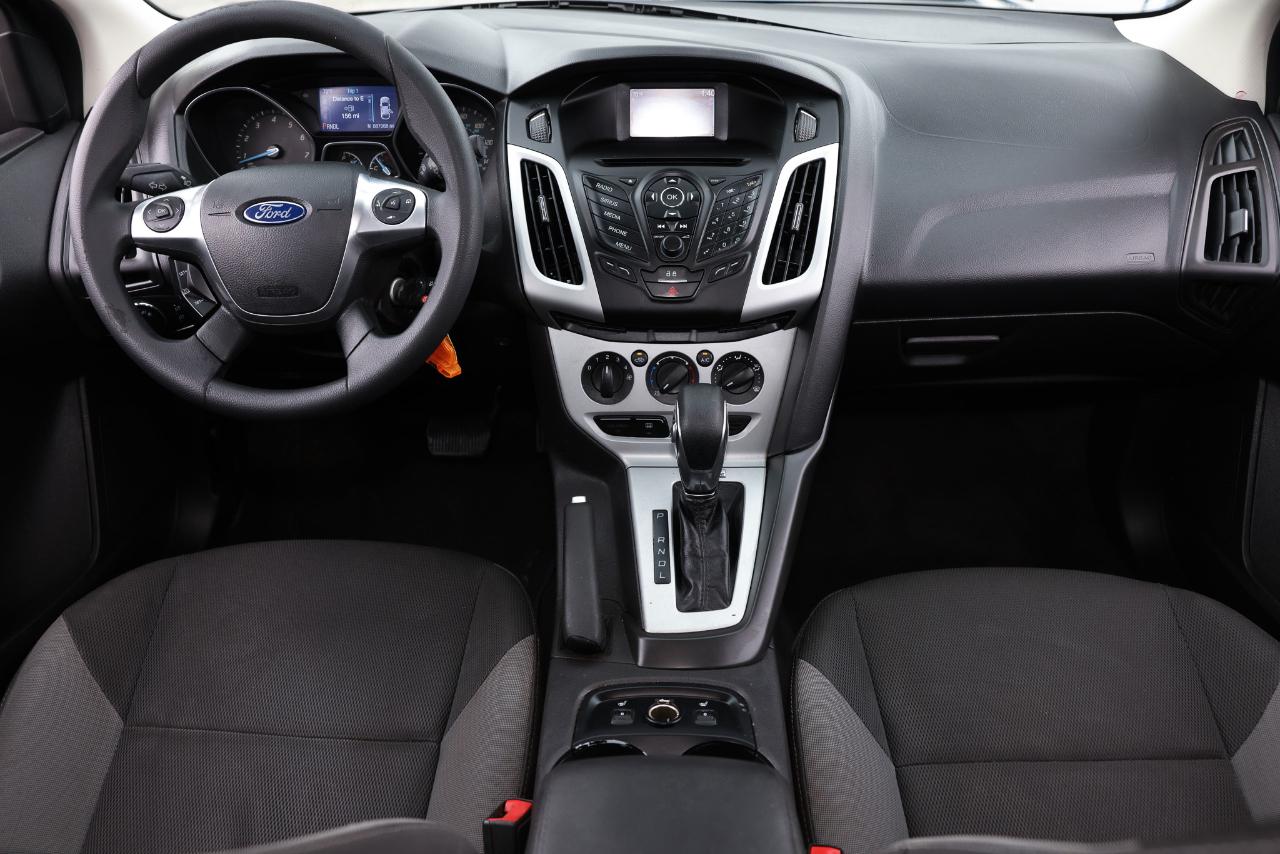 Ford Focus  2014