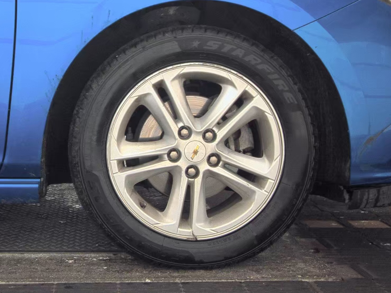 Chevrolet Cruze  2017