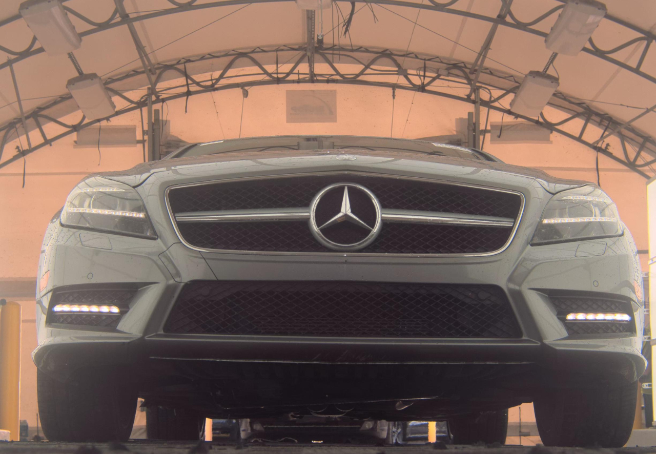 Mercedes-Benz CLS550  2012