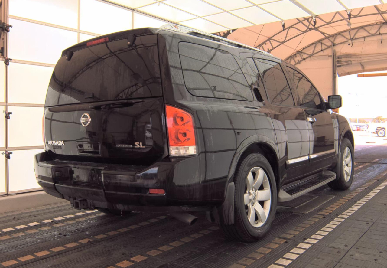Nissan Armada SL 2011