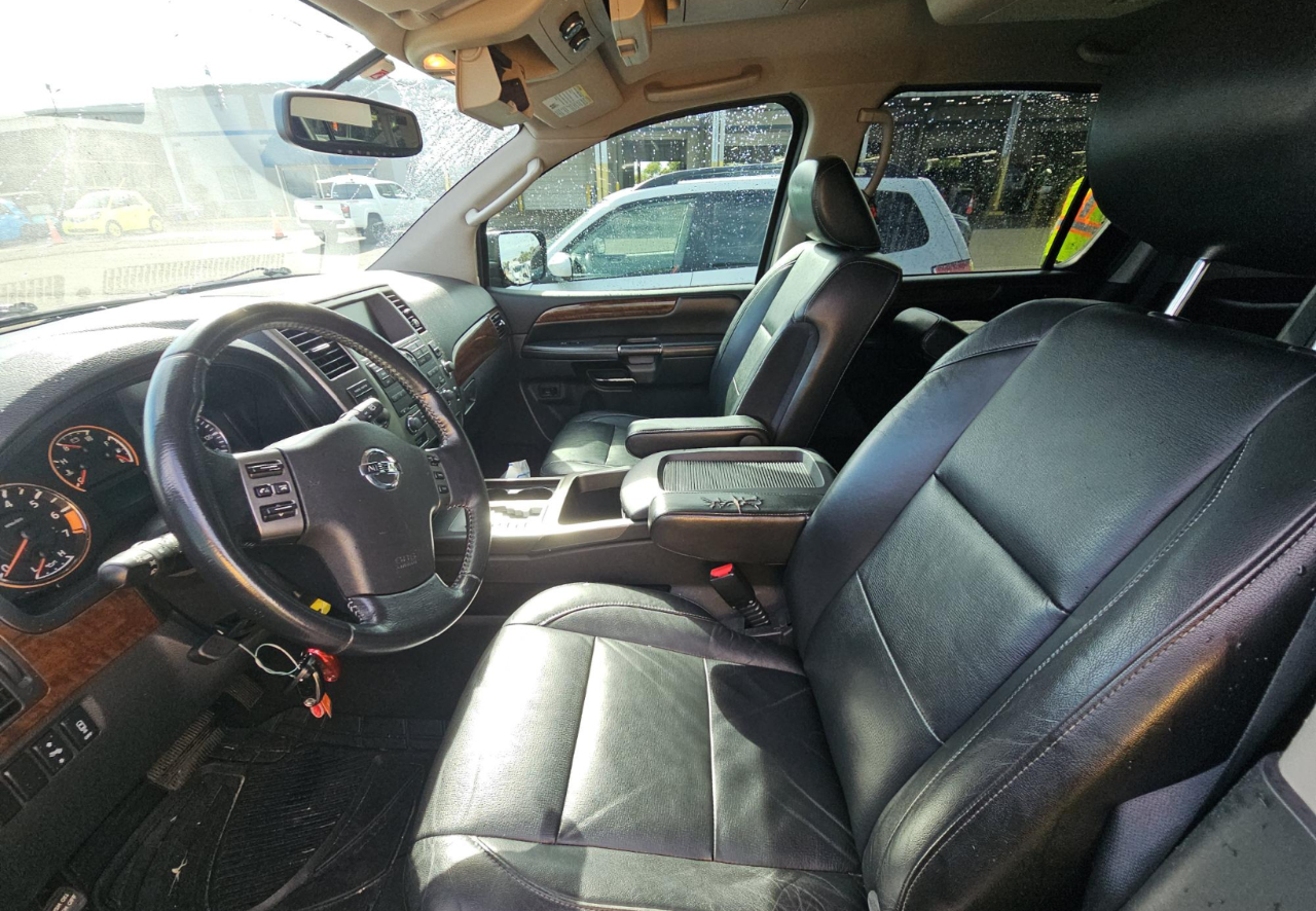 Nissan Armada SL 2011