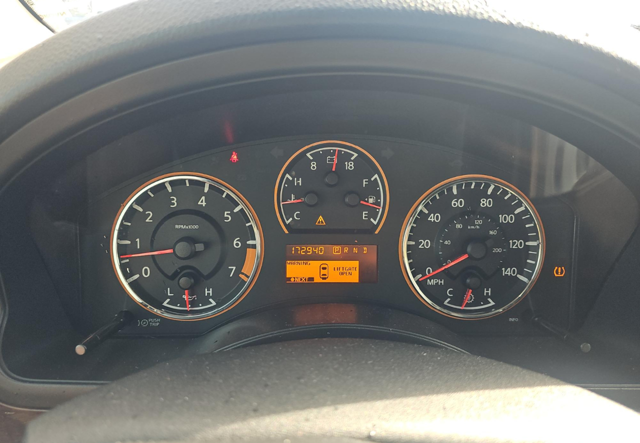 Nissan Armada SL 2011