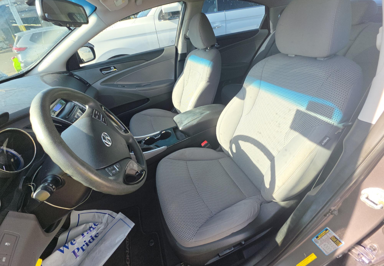 Hyundai Sonata GLS 2012