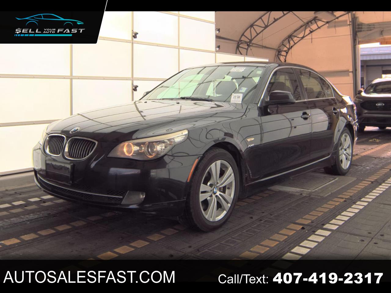 BMW 528i  2010