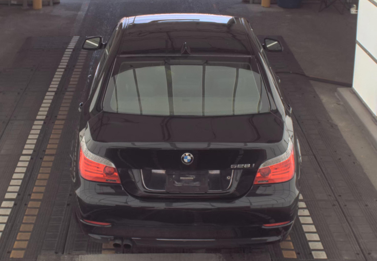 BMW 528i  2010