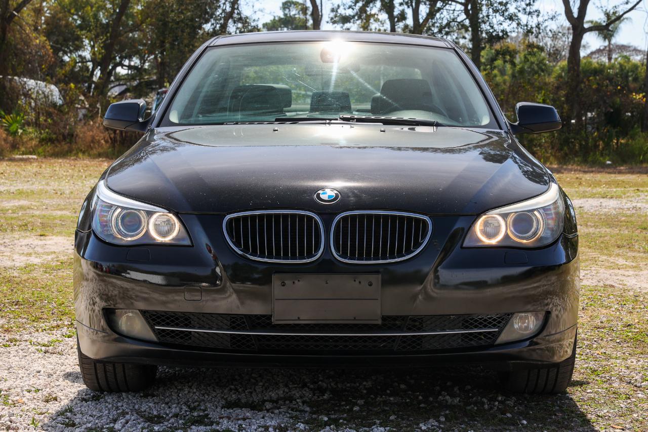 BMW 528i  2010