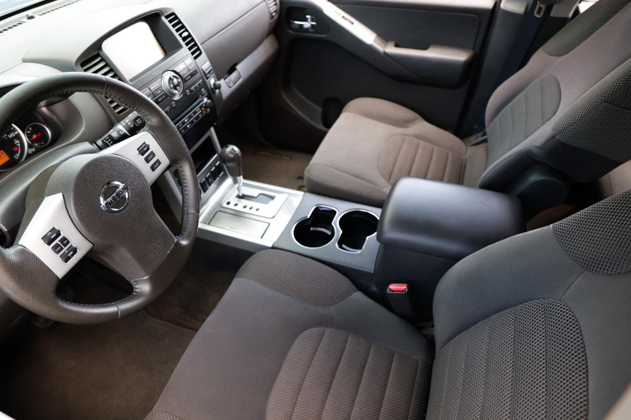 Nissan Pathfinder  2011