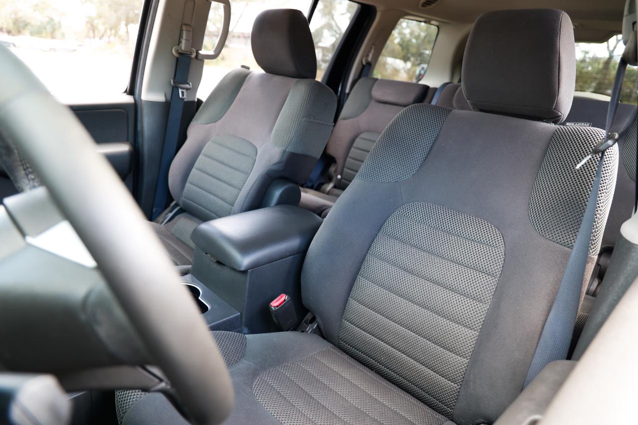 Nissan Pathfinder  2011