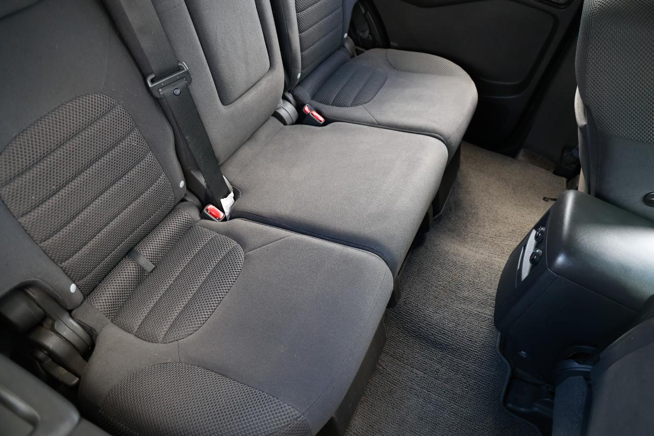 Nissan Pathfinder  2011