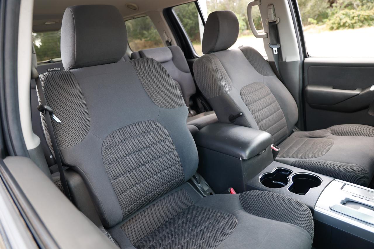 Nissan Pathfinder  2011