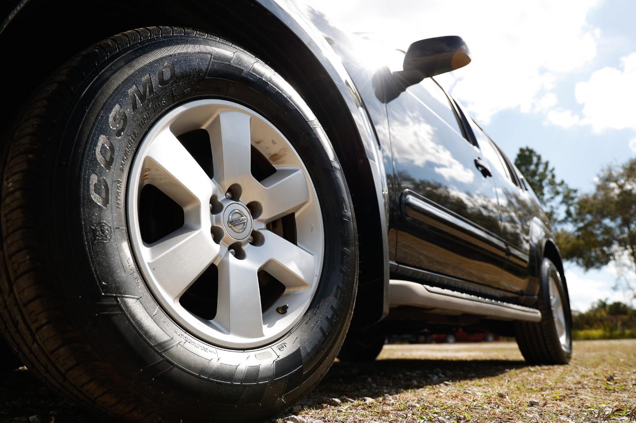 Nissan Pathfinder  2011