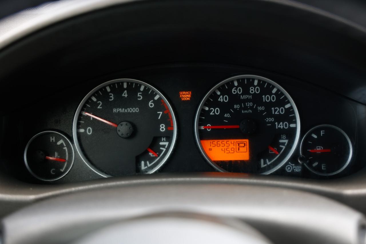 Nissan Pathfinder  2011