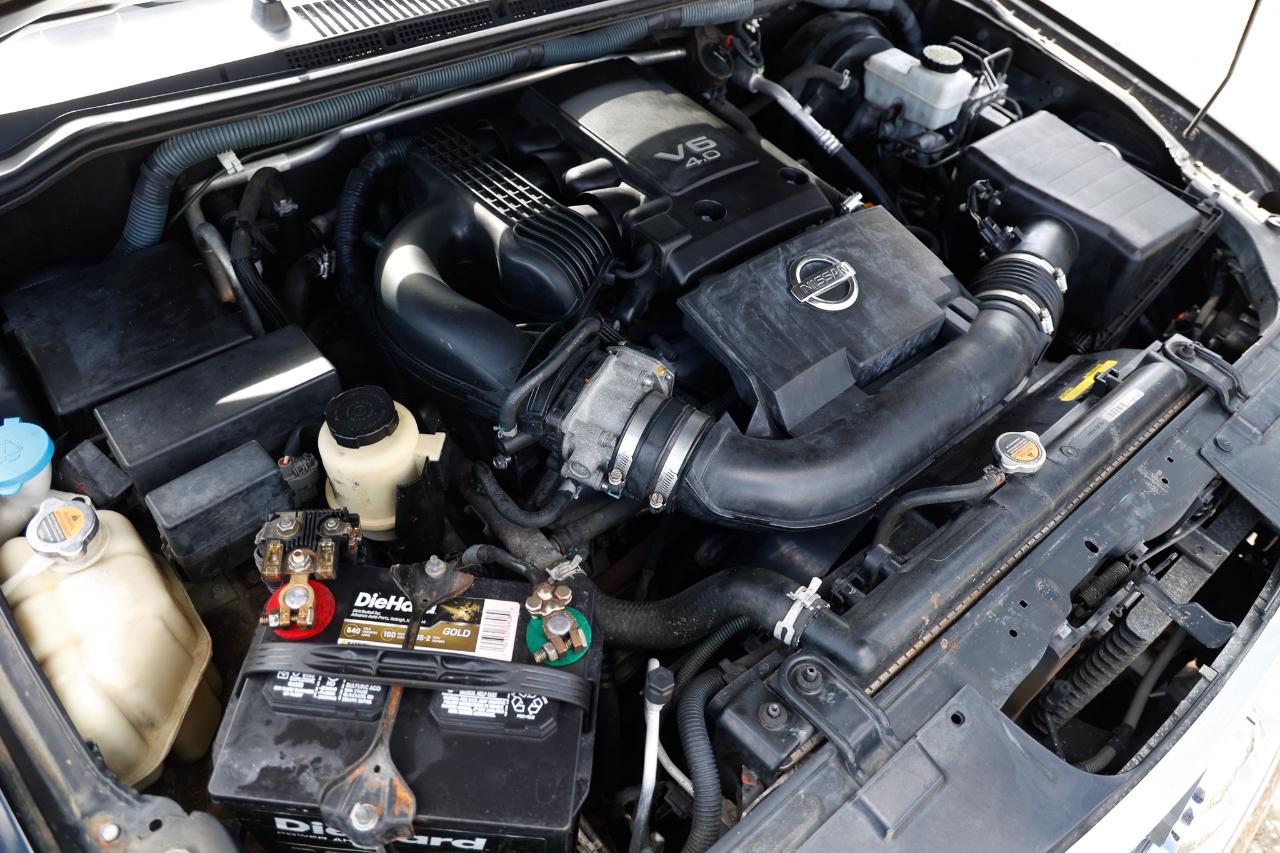 Nissan Pathfinder  2011