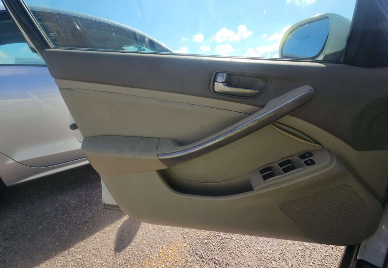 Infiniti G35 Sedan  2003