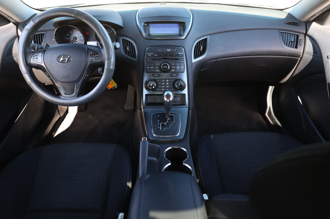 Hyundai Genesis Coupe  2011