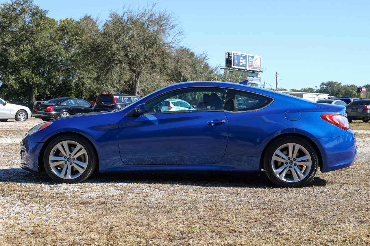 Hyundai Genesis Coupe  2011