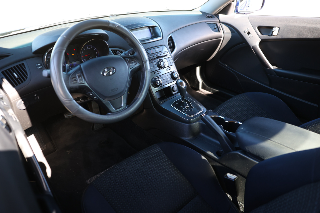 Hyundai Genesis Coupe  2011