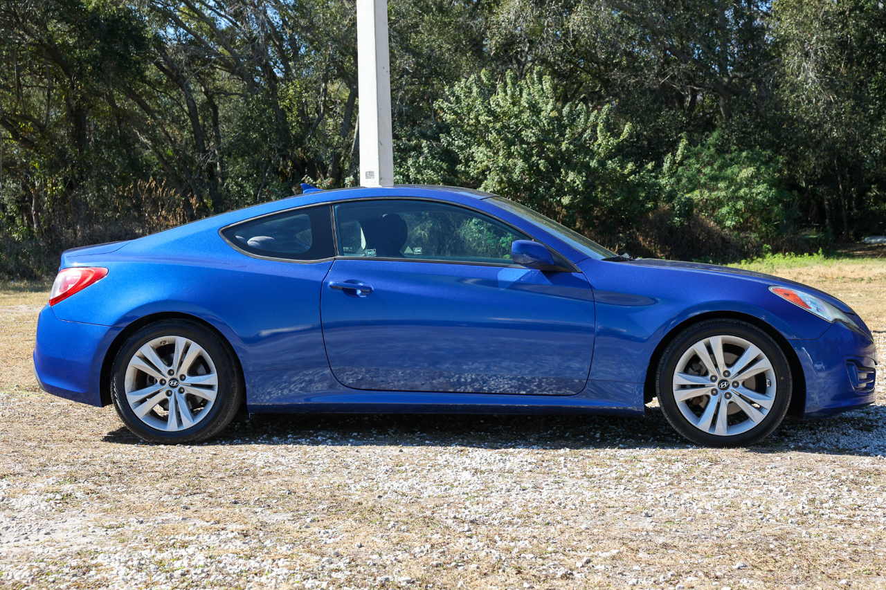 Hyundai Genesis Coupe  2011