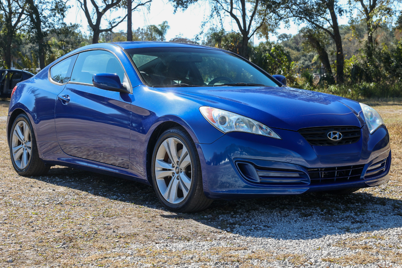 Hyundai Genesis Coupe  2011
