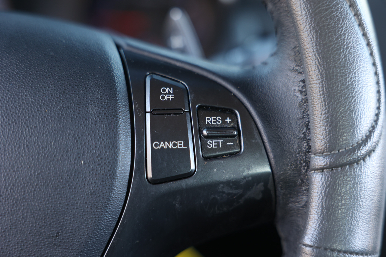 Hyundai Genesis Coupe  2011